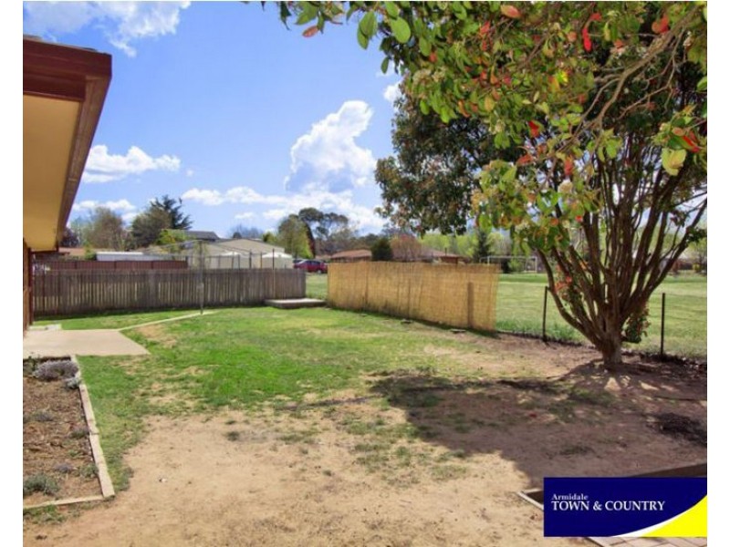 13 Jayne Close, Armidale NSW 2350