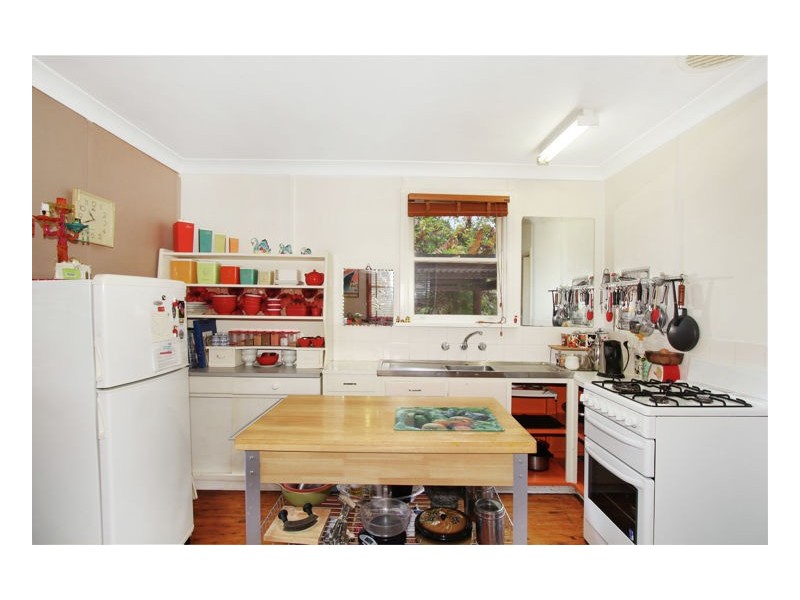 13 Jones Avenue, Armidale NSW 2350