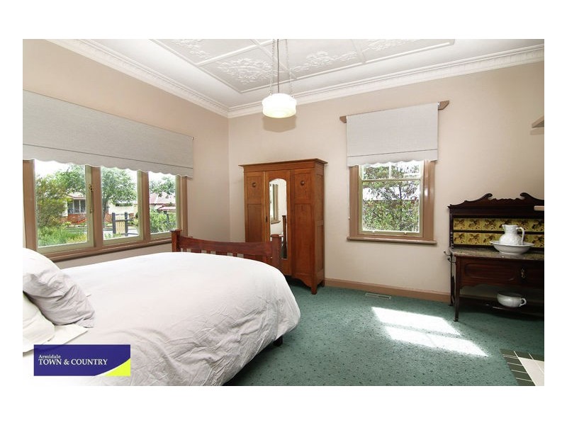 86 Mann Street, Armidale NSW 2350