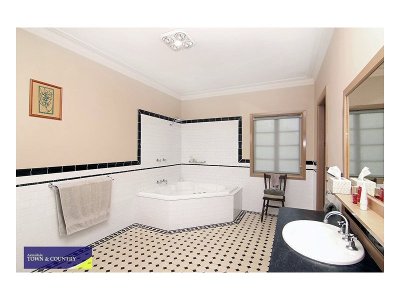 86 Mann Street, Armidale NSW 2350