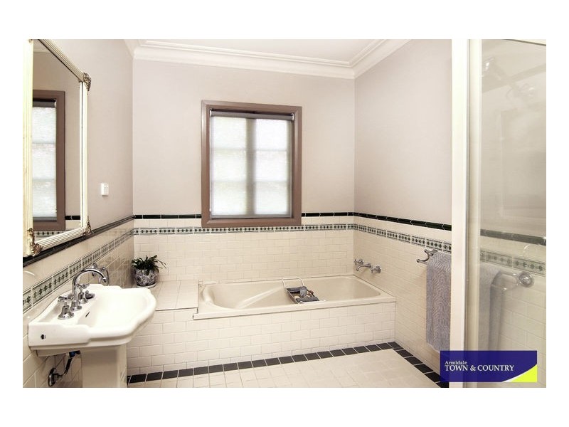 86 Mann Street, Armidale NSW 2350