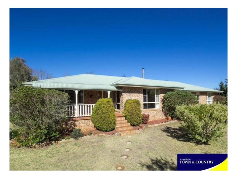 4 Westview Road, Armidale NSW 2350
