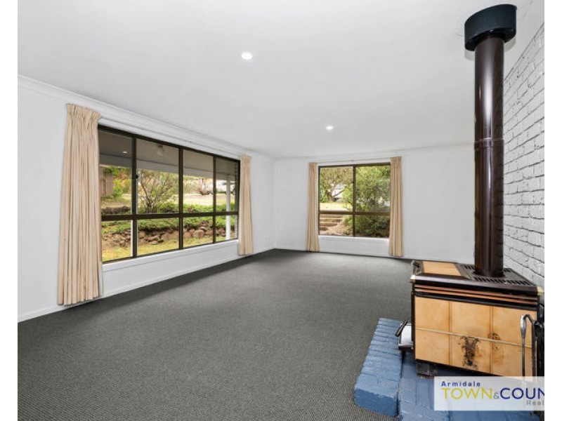 30 Verna Close, Armidale NSW 2350