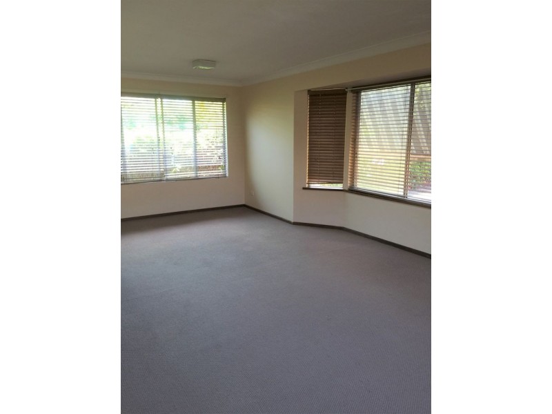 11 Mckeon Avenue, Armidale NSW 2350
