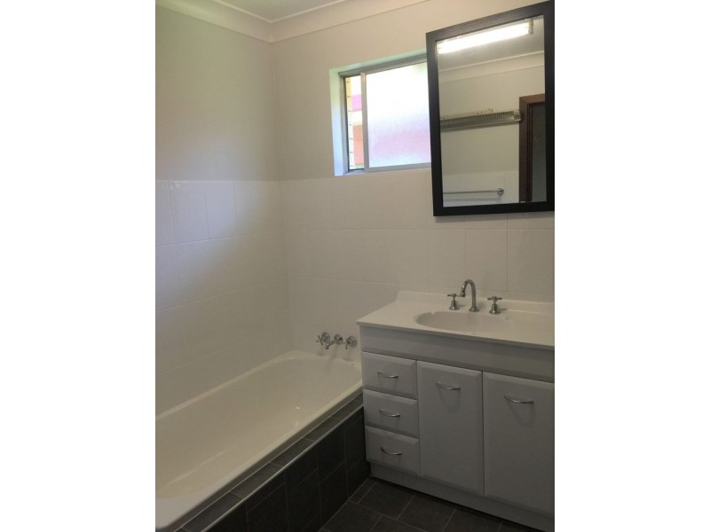 11 Mckeon Avenue, Armidale NSW 2350