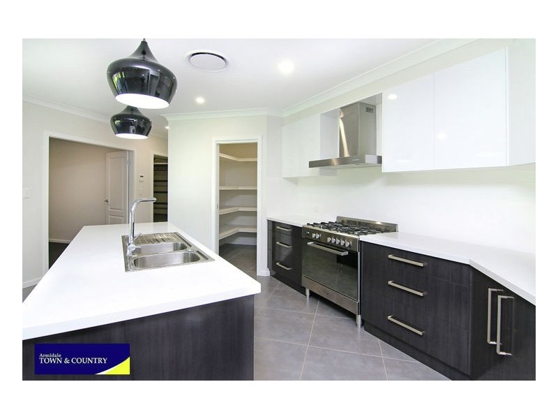 3 Campbell Parade, Armidale NSW 2350
