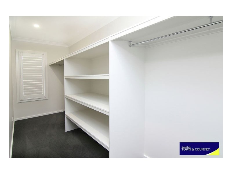3 Campbell Parade, Armidale NSW 2350