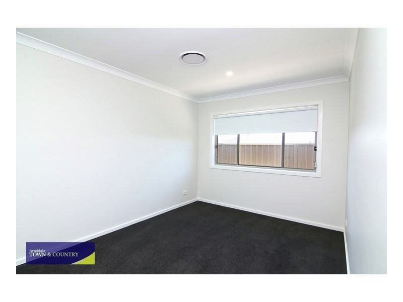 3 Campbell Parade, Armidale NSW 2350