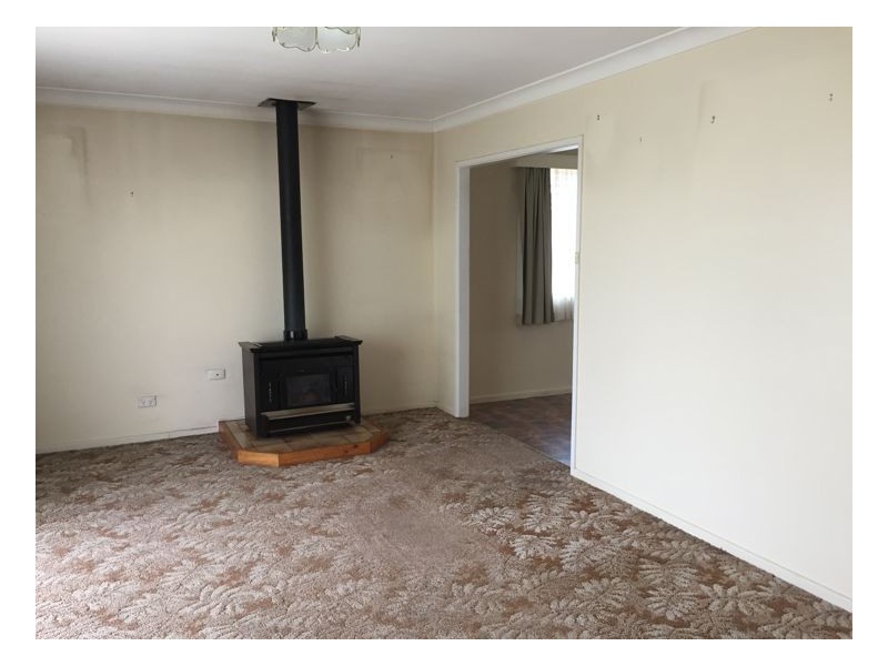 2 Wirruna Street, Guyra NSW 2365