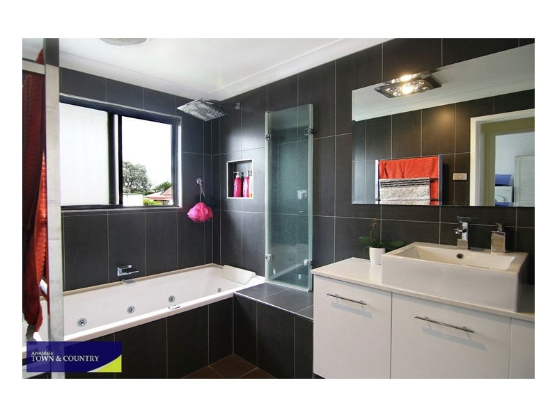 55 Solomon Avenue, Armidale NSW 2350