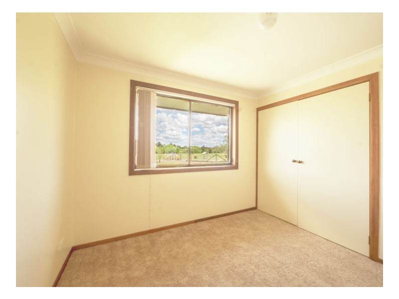 6 Chandler Close, Armidale NSW 2350