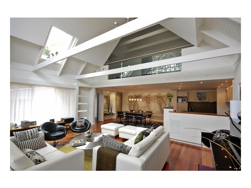 9 Oak Tree Drive, Armidale NSW 2350