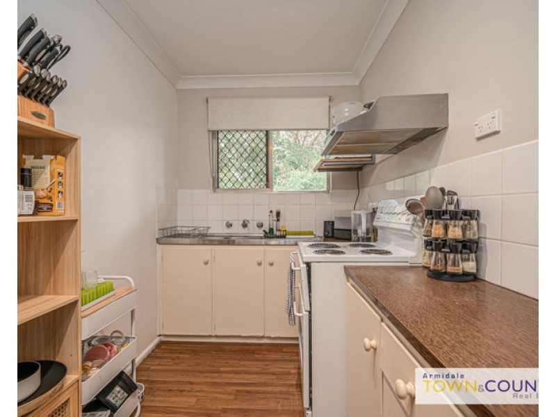 1/12 College Avenue, Armidale NSW 2350