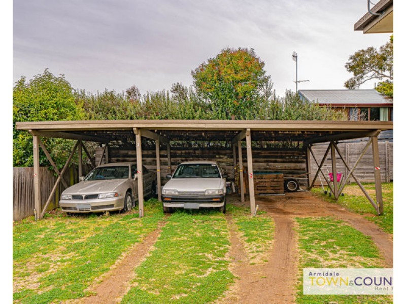 1/12 College Avenue, Armidale NSW 2350