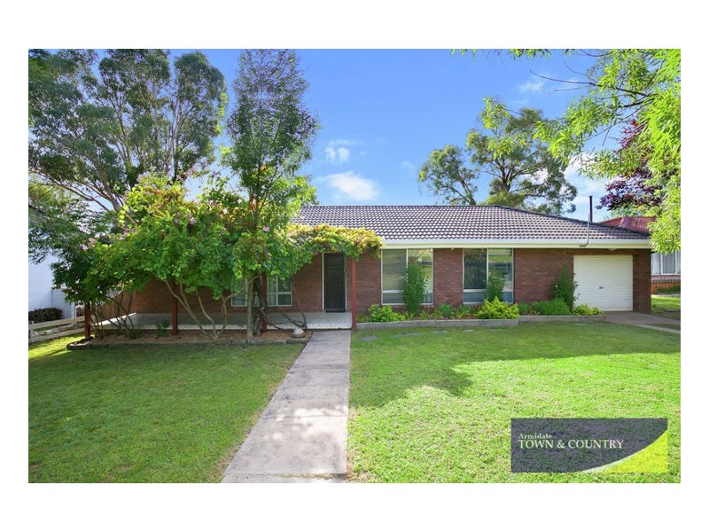 17 Chestnut Avenue, Armidale NSW 2350