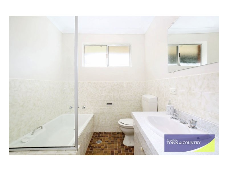 17 Chestnut Avenue, Armidale NSW 2350