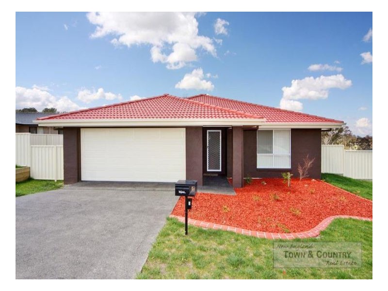 5 Earle Page Drive, Armidale NSW 2350