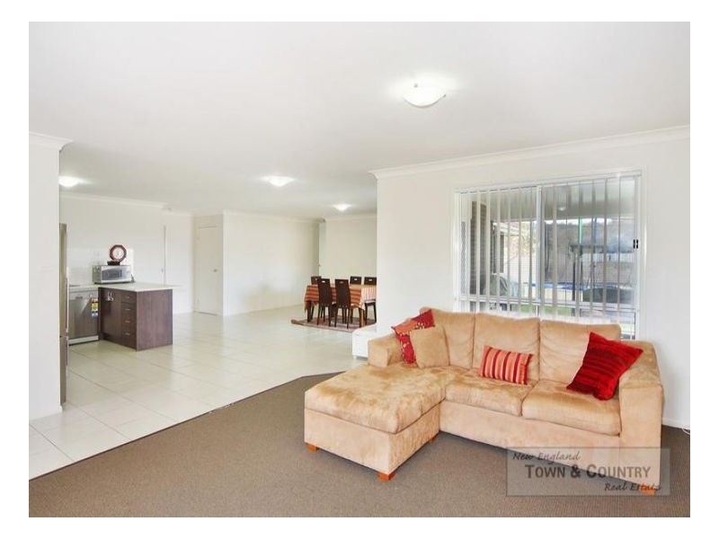 5 Earle Page Drive, Armidale NSW 2350