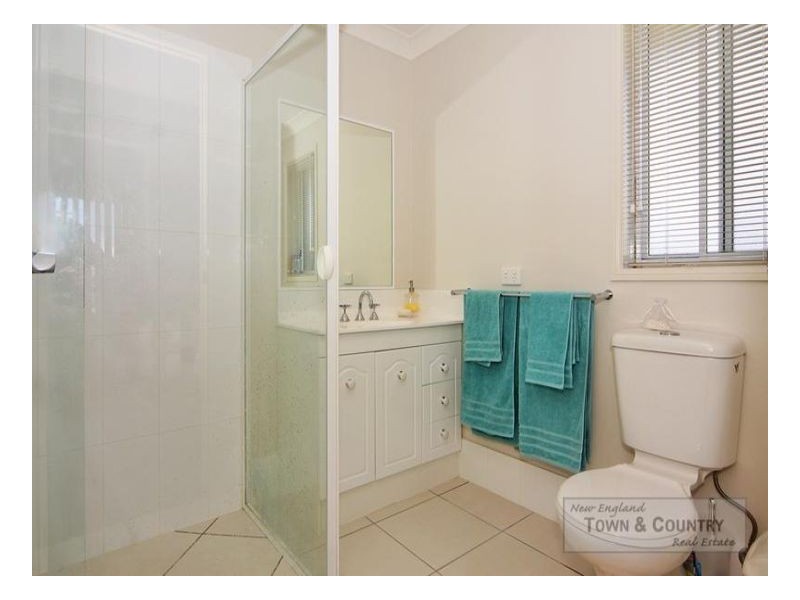 5 Earle Page Drive, Armidale NSW 2350