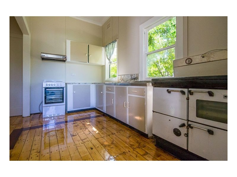 180 Donnelly Street, Armidale NSW 2350