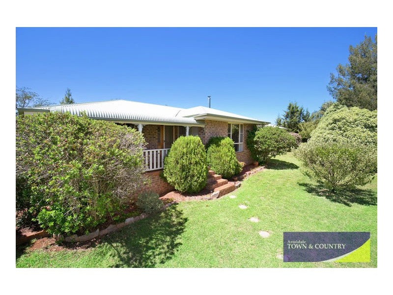4 Westview Road, Armidale NSW 2350