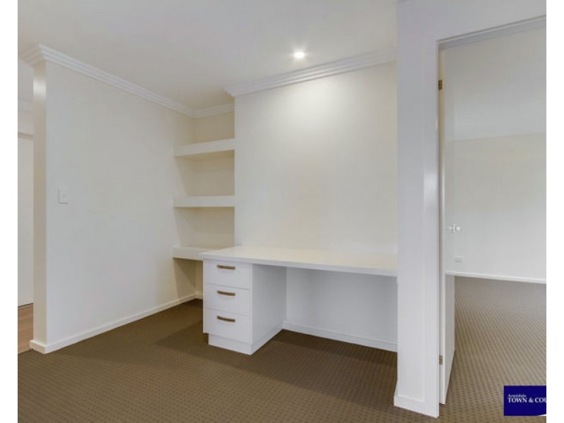 16 Albion Close, Armidale NSW 2350