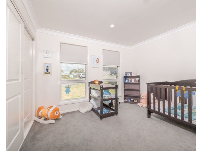 4 McGrath Place, Armidale NSW 2350