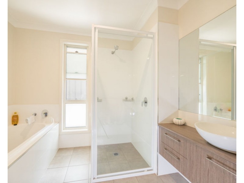 4 McGrath Place, Armidale NSW 2350