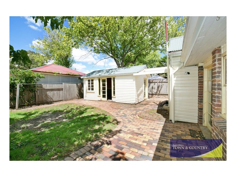 127 Taylor Street, Armidale NSW 2350