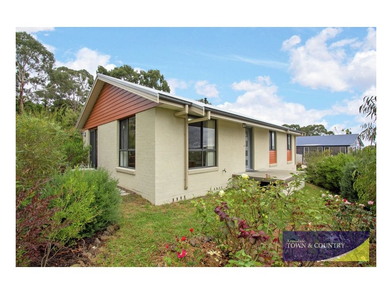 5 Birch Crescent, Armidale NSW 2350