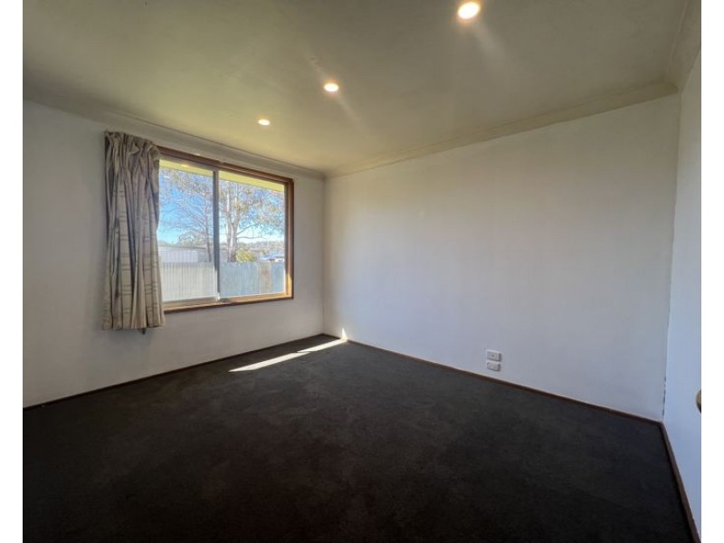 99 Golgotha Street, Armidale NSW 2350