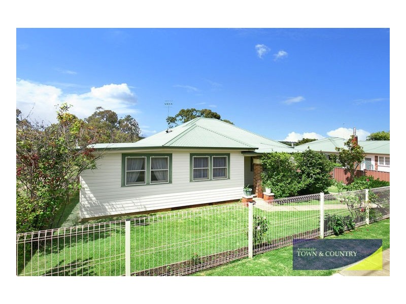 45 Taylor Street, Armidale NSW 2350