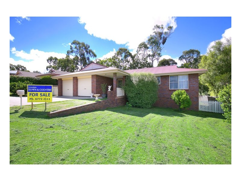 7 Todd Close, Armidale NSW 2350