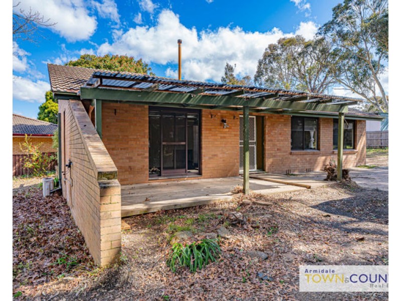 10 Sylvia Crescent, Armidale NSW 2350