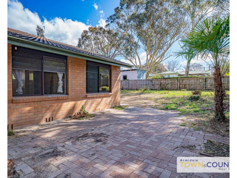 10 Sylvia Crescent, Armidale NSW 2350