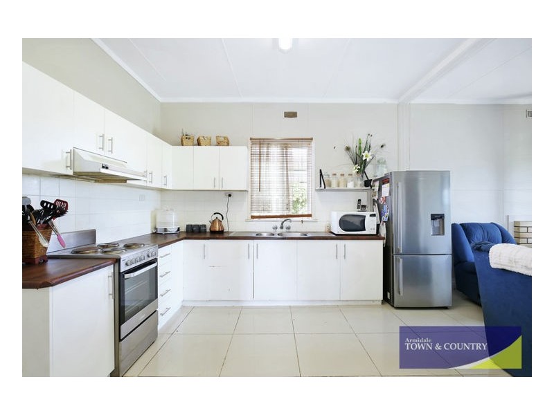 24 Oban Street, Guyra NSW 2365