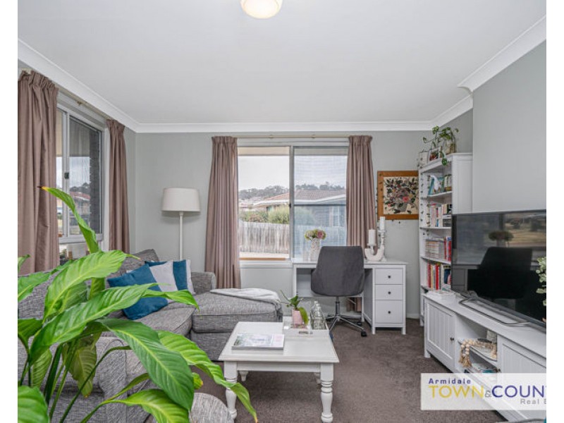 1/10 Northey Drive, Armidale NSW 2350