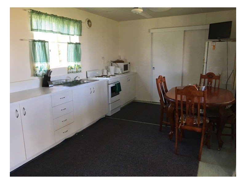 138a Toms Gully Road, Armidale NSW 2350