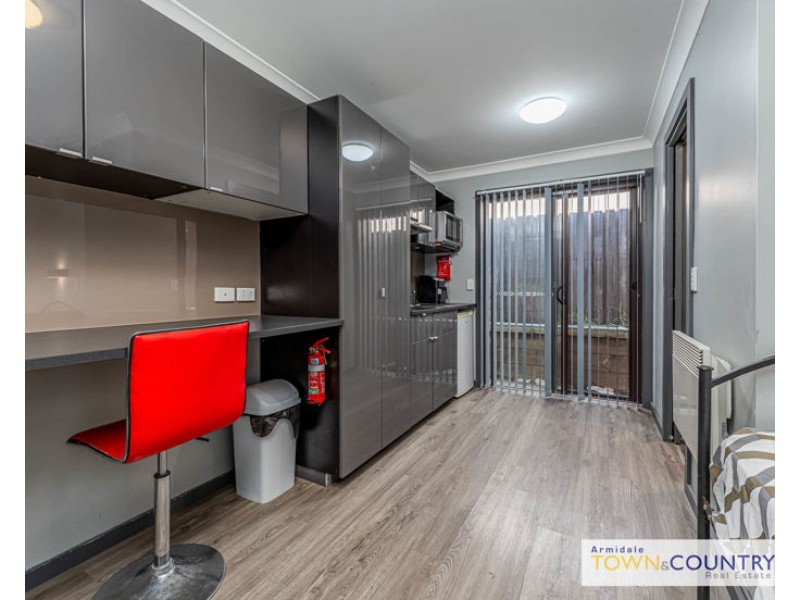 Room 11/4 Salmon Avenue, Armidale NSW 2350