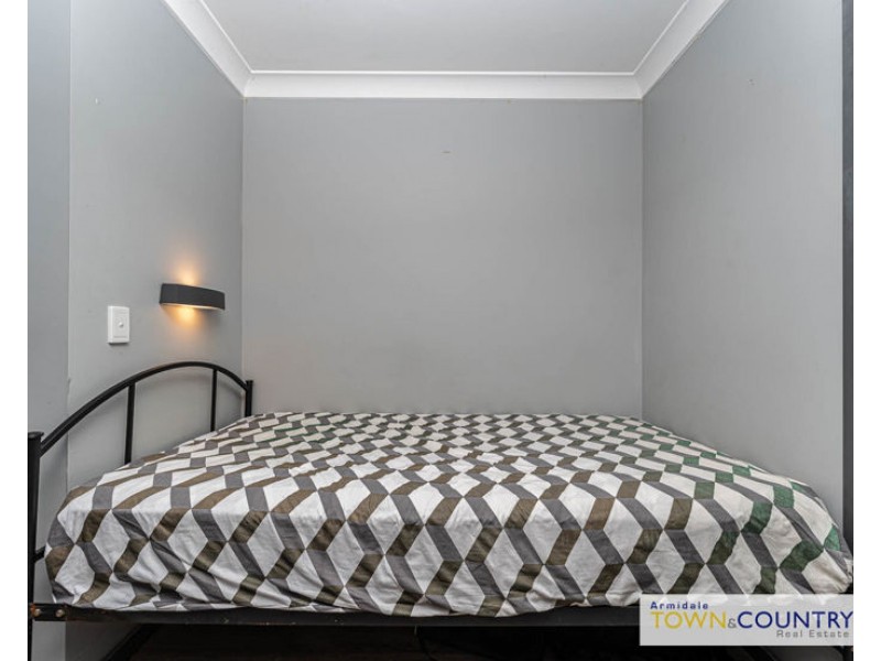 Room 11/4 Salmon Avenue, Armidale NSW 2350