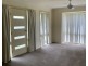 2/4 Conningdale Crescent, Armidale NSW 2350