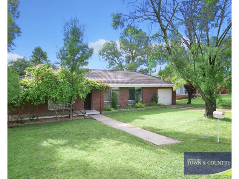 17 Chestnut Avenue, Armidale NSW 2350