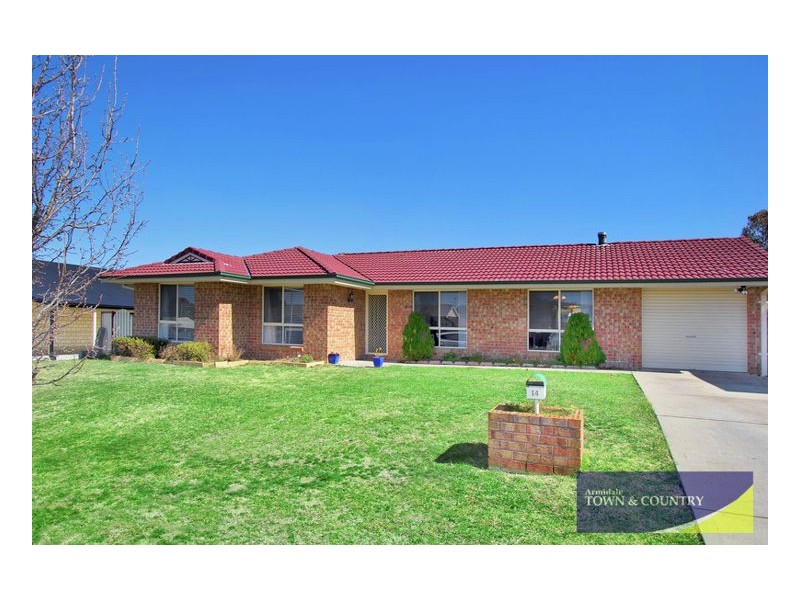 14 Aldred Avenue, Armidale NSW 2350