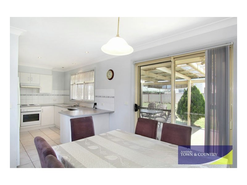 14 Aldred Avenue, Armidale NSW 2350