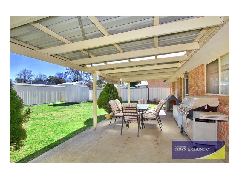 14 Aldred Avenue, Armidale NSW 2350