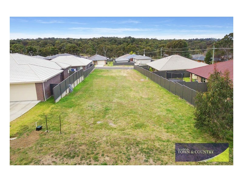 27 Arundel Drive, Armidale NSW 2350