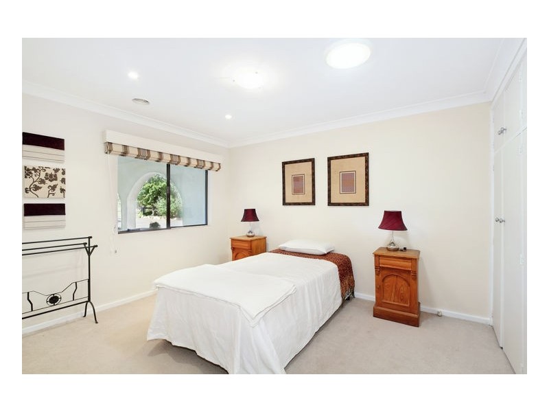 8 Barloo Road, Armidale NSW 2350