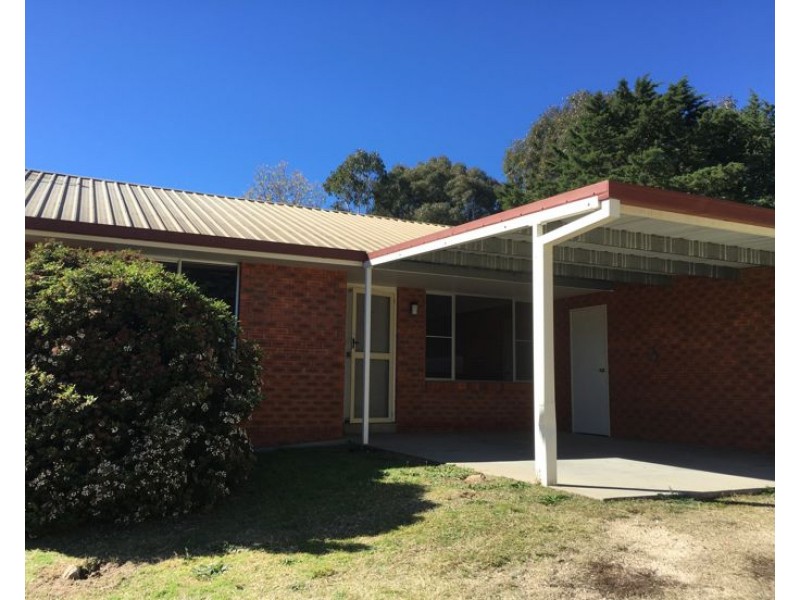 7/20 Queen Street, Uralla NSW 2358