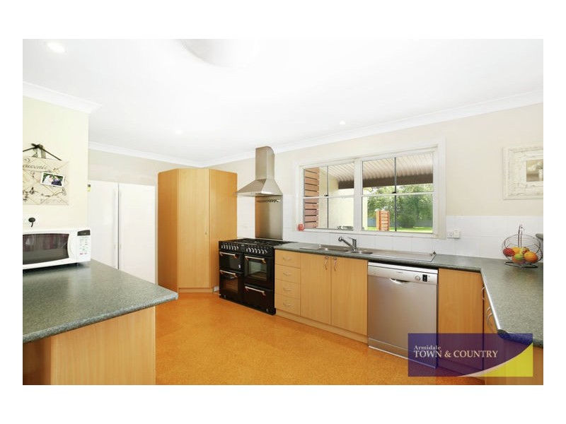 113 Ollera Street, Guyra NSW 2365