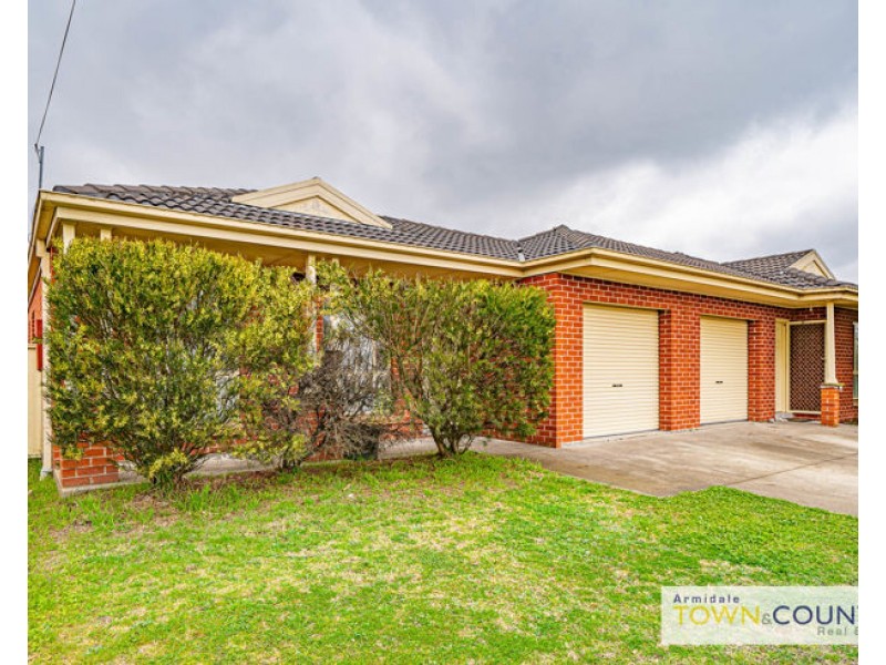 2/68 Martin Street, Armidale NSW 2350